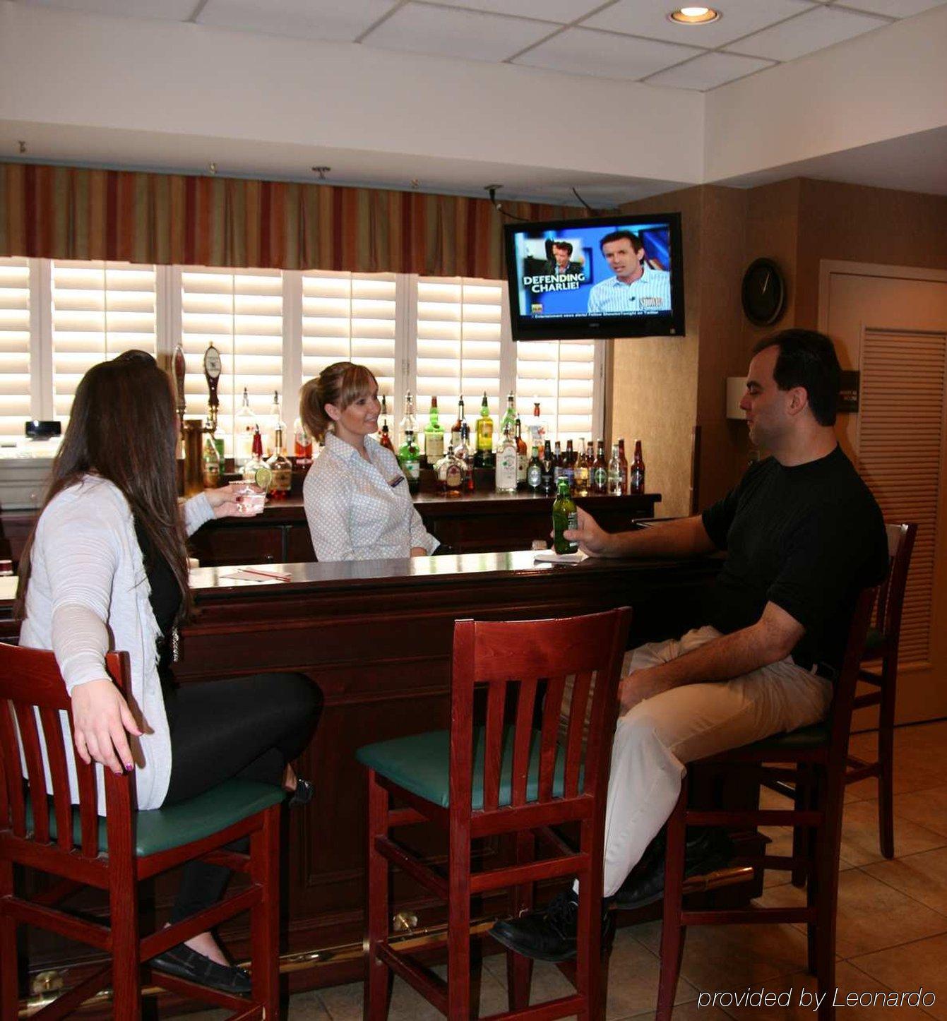 Hampton Inn Pennsville Restaurant photo